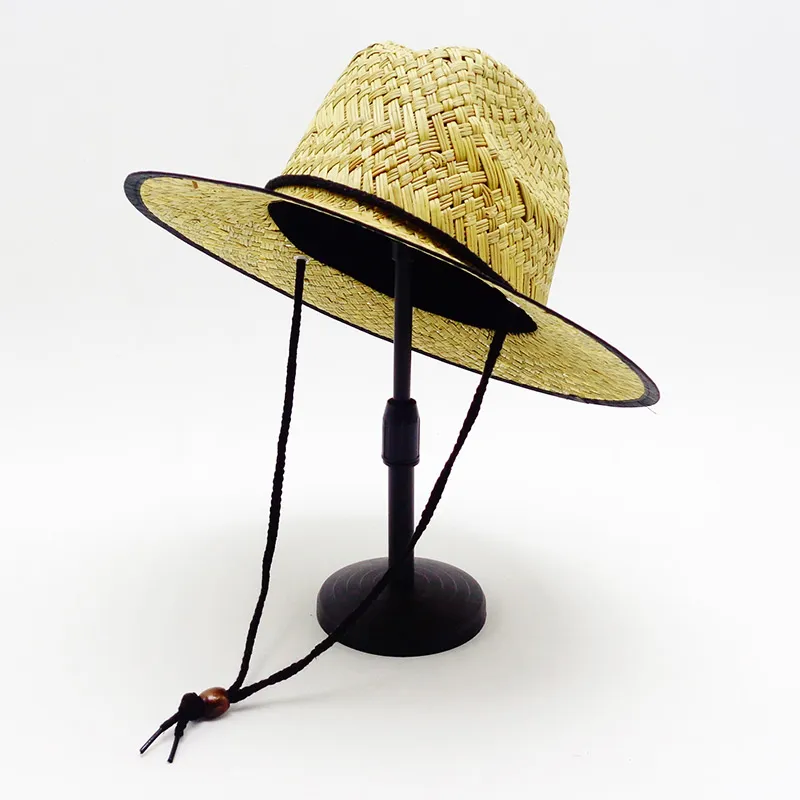 Lifeguard Straw Hat သည် မည်သူအတွက် သင့်လျော်သနည်း။