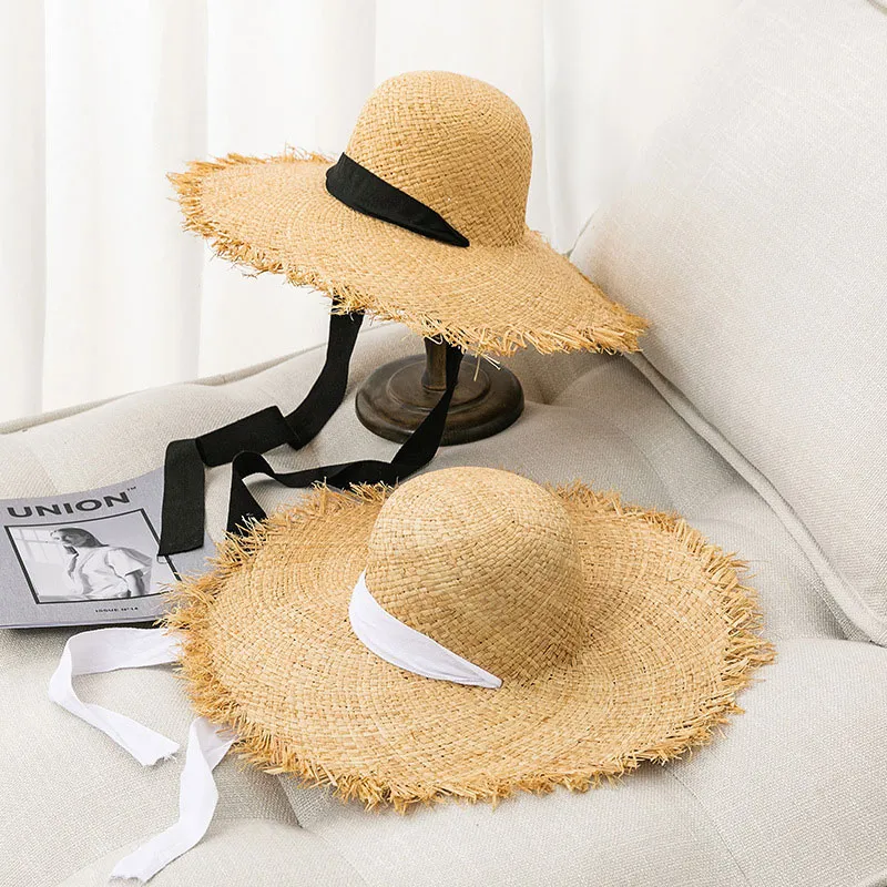 Floppy Straw Hat ၏ထူးခြားချက်များကား အဘယ်နည်း။